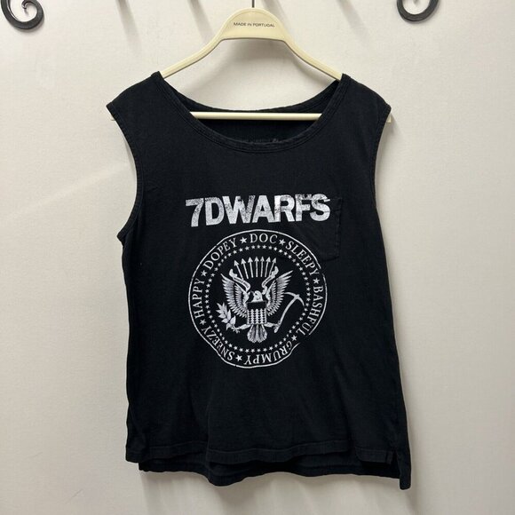 Whosits & Whatsits Disney 7Dwarfs HEIGH HO! LETS GO! Sleeveless‎ Top SZ L - Picture 2 of 7